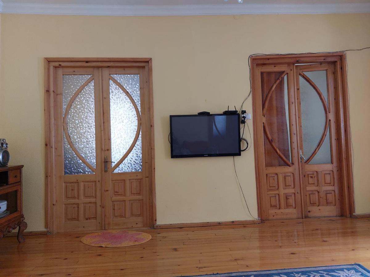 Vaniko'S Guesthouse Боржомі Екстер'єр фото